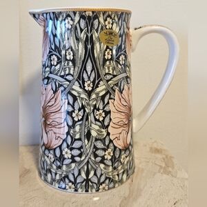 Brand new! William Morris 'Pimpernel' patterned fine china jug